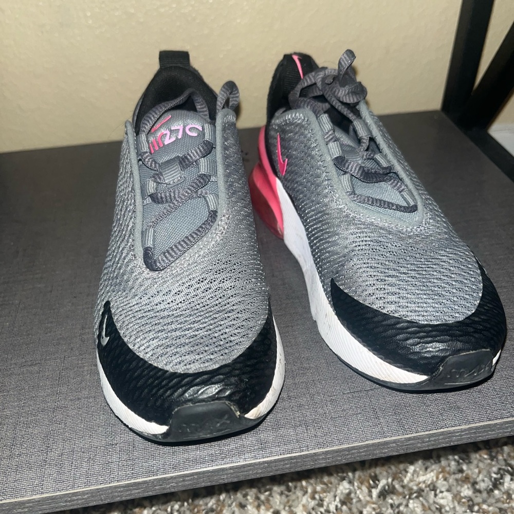 Nike Gray and Pink Sneakers with Modern Design